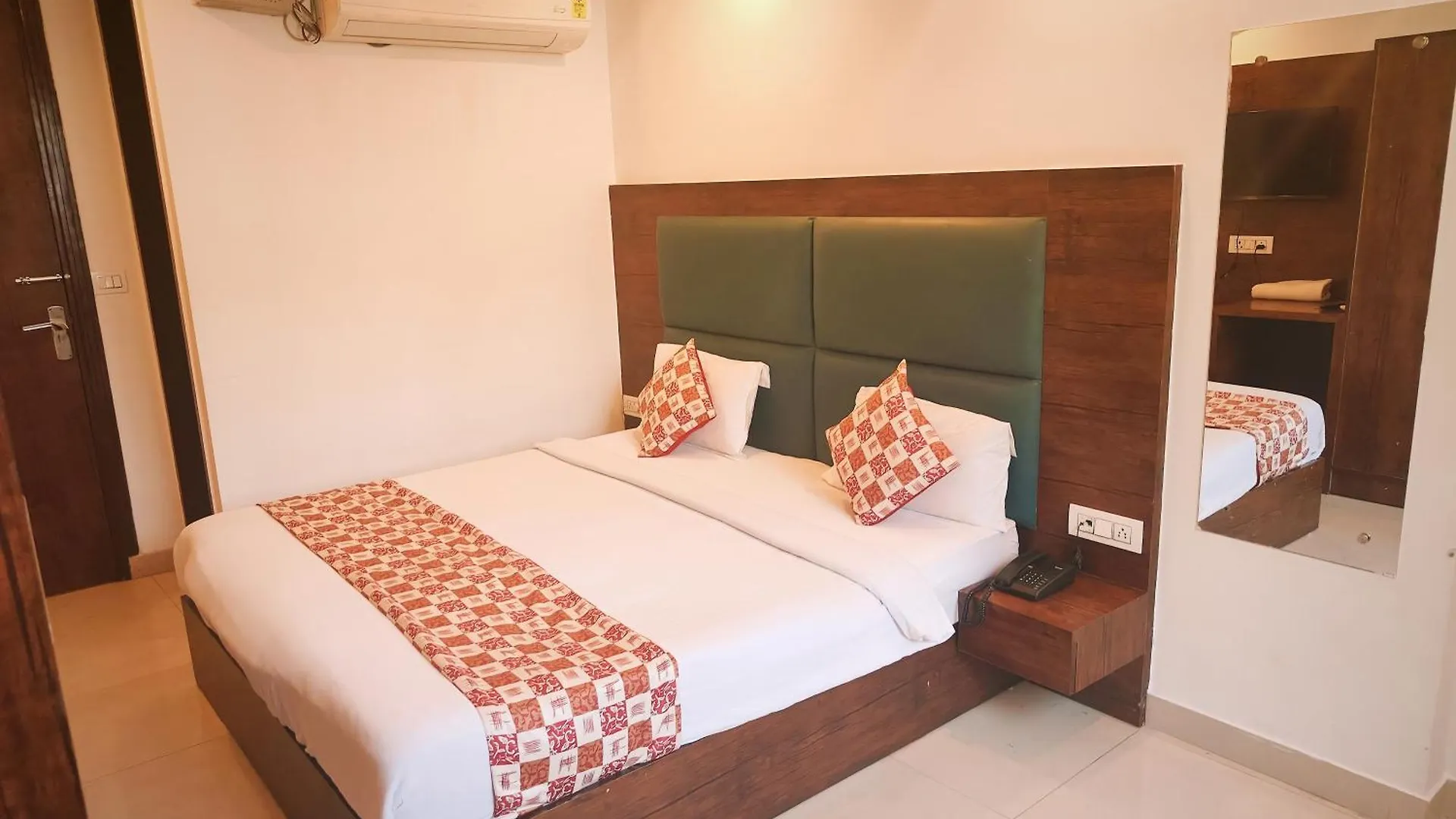Hotel Tark International A Family Hotel Near Igi Airport Delhi New Delhi
